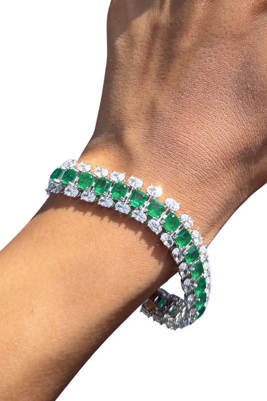 Emerald Oval Solitaire Bracelet