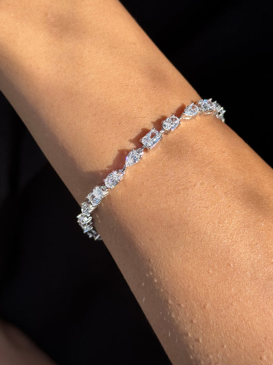 Classic fancy shapes bracelet