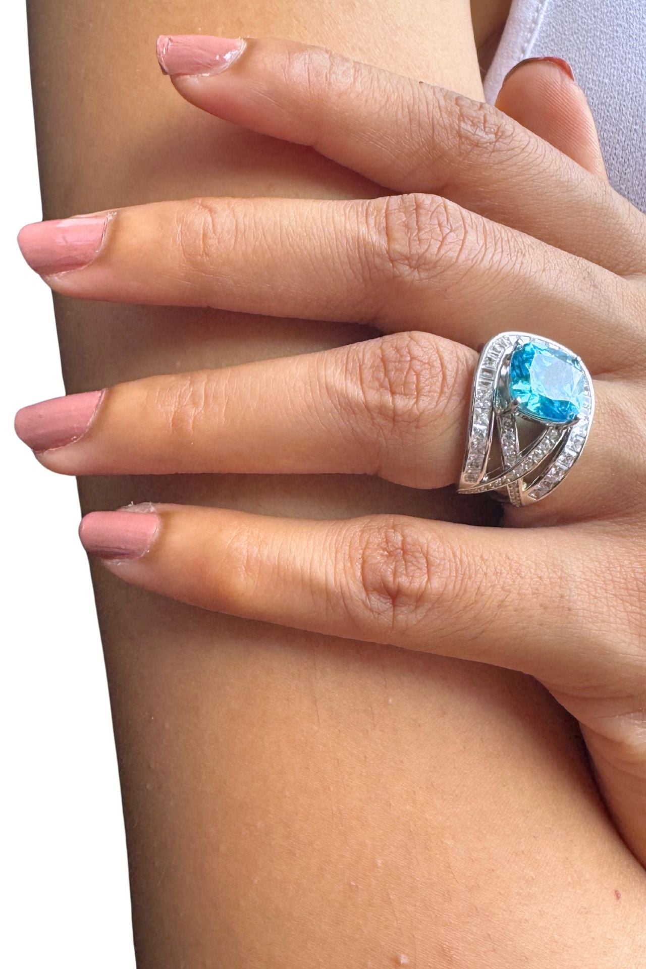 Acquamarine Moissanite Ring