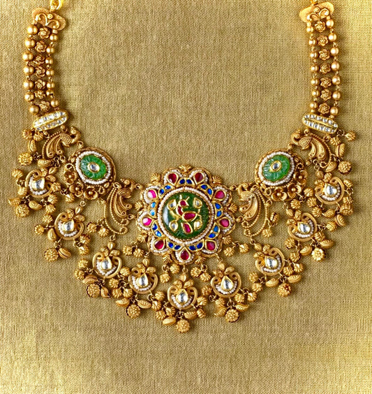 Heritage antique neckalce